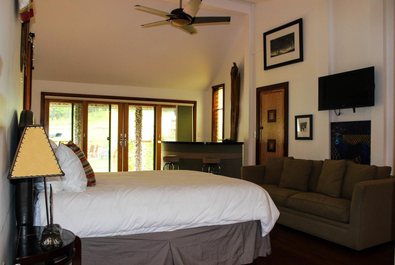 New Park Retreat Hotel Ithaca Exterior foto