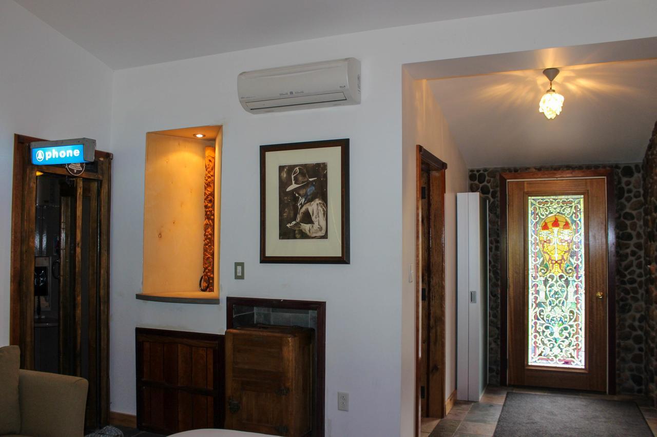 New Park Retreat Hotel Ithaca Exterior foto